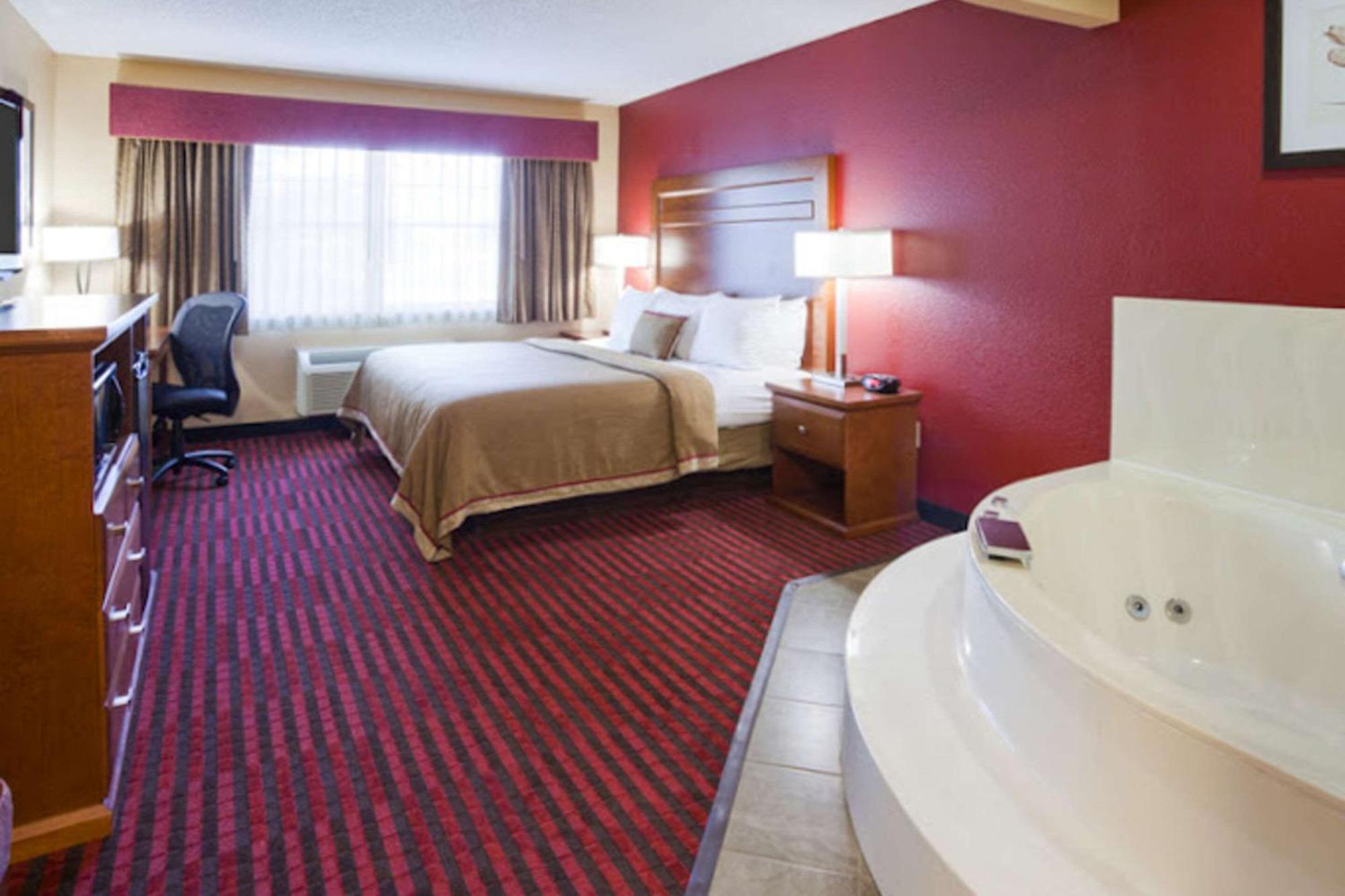 Quality Inn & Suites スティルウォーター エクステリア 写真